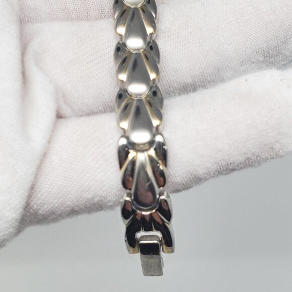 Disney Time Works Mickey Mouse Silver and Gold Metal Band Women's Watch - Picture 6 of 13